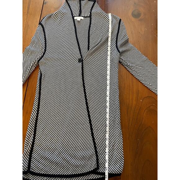 Charter Club Size M Long Cardigan Black White Herringbone Zig Zag Single Button - Picture 8 of 9